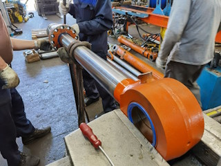 Гидронасосы и гидроцилиндры